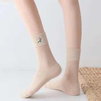 2021 Ženske čarape za proljeće i ljeto s cvjetnim uzorkom Mrežaste pamuk prozračna čarape Tanke za ljeto