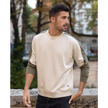 KUEGOU 2021 Jesen Novu Kvalitetu Svakodnevne hoodies Muška majica u Patchwork stilu kontrastne boje Modni ulični Top Plus Size 60087