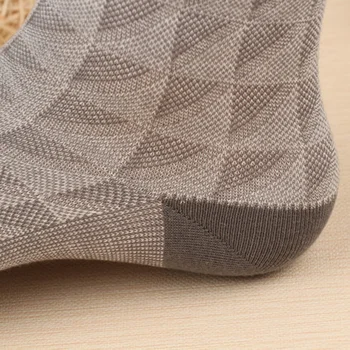 Nove čarape od бамбукового vlakana kvalitetne muške dezodoranse svakodnevne radne čarape muške 10 kom.=5 parova/lot veličina(EZ=38-44) U poklon pakiranju